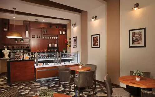 caribbean-holidays-dominican-republic-dreams-la-romana-resort-spa-coco-cafe