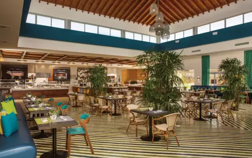 caribbean-holidays-dominican-republic-dreams-la-romana-resort-spa-world-café