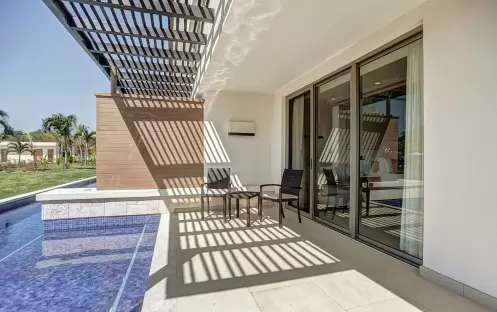 caribbean-holidays-st-lucia-hideaway-at-royalton-saint-lucia-junior-suite-butler- service-swim-out caribbean-holidays-st-lucia-hideaway-at-royalton-saint-lucia-junior-suite-butler- service-swim-out