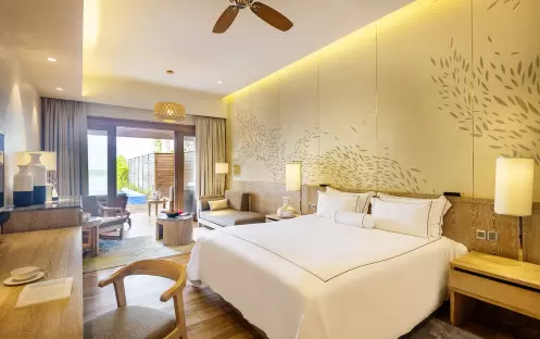 lily-beach-beach-suite-bedroom-2