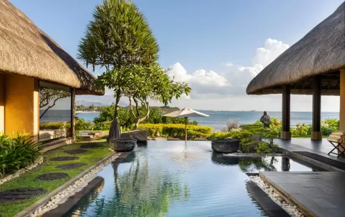 indian-ocean-holidays-mauritius-the-oberoi-beach-resort-mauritius-royal-villa-with- private-pool