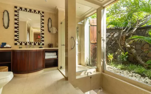 indian-ocean-holidays-mauritius-the-oberoi-beach-resort-mauritius-luxury-villa-with- garden