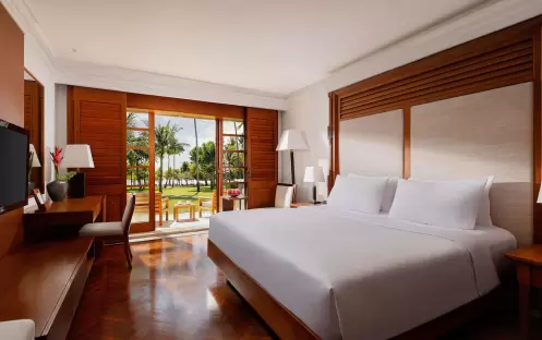 asia-holidays-indonesia-bali-nusa-dua-beach-hotel-spa-handwritten-collection-premier-room