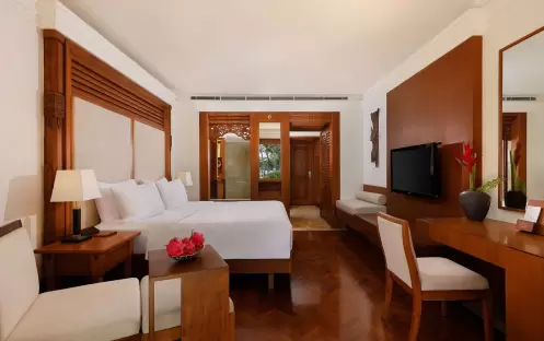 asia-holidays-indonesia-bali-nusa-dua-beach-hotel-spa-handwritten-collection-premier-room