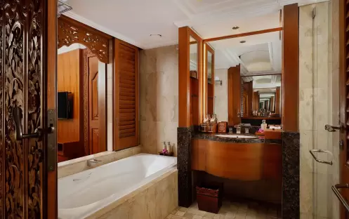 asia-holidays-indonesia-bali-nusa-dua-beach-hotel-spa-handwritten-collection-palace-club-room