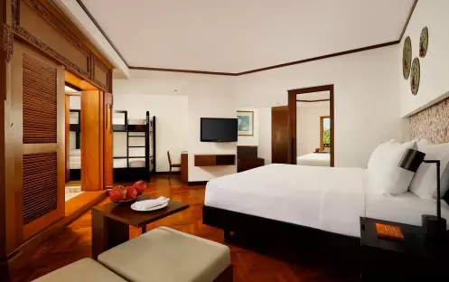 asia-holidays-indonesia-bali-nusa-dua-beach-hotel-spa-handwritten-collection-family-room-for-three