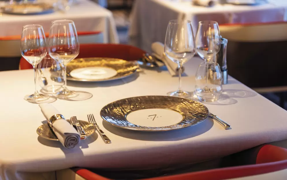 Regent Seven Sea Cruises Seven Seas Grandeur Prime 7 1.jpg