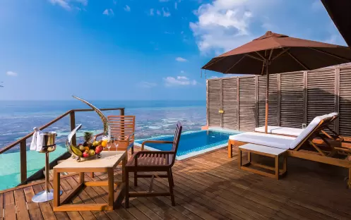 Lily Beach Resort & Spa - Rooms - Deluxe Water Villa pool deck