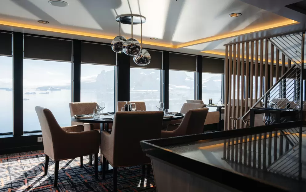 HX Hurtigruten Expeditions MS Fridtjof Nansen Lindstrøm 2 ©Tuan Lam Atomic Pixel.jpg
