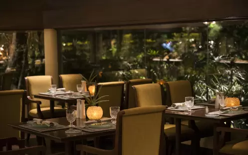 thailand-holidays-krabi-rayavadee-hotel-raya-dining-room&lounge thailand-holidays-krabi-rayavadee-hotel-raya-dining-room&lounge