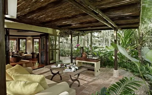 thailand-holidays-krabi-rayavadee-hotel-terrace-pavilion thailand-holidays-krabi-rayavadee-hotel-terrace-pavilion