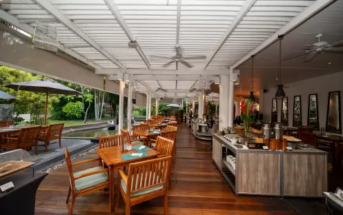 thailand-holidays-hua-hin-cha-am-anantara-hua-hin-resort-hotel-issara-cafe