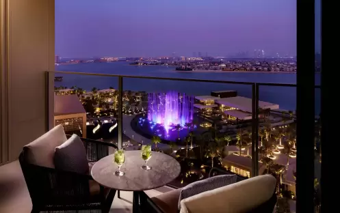 middle-east-holidays-dubai-atlantis-the-royal-palmscape-queen-room middle-east-holidays-dubai-atlantis-the-royal-palmscape-queen-room
