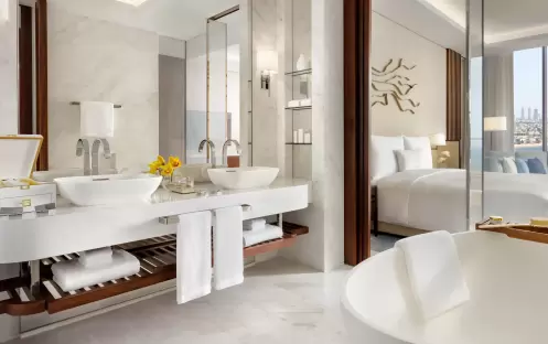 middle-east-holidays-dubai-atlantis-the-royal-palmscape-queen-room middle-east-holidays-dubai-atlantis-the-royal-palmscape-queen-room