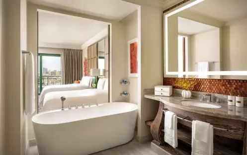 middle-east-holidays-dubai-atlantis-the-royal-royal-club-queen-palm-view middle-east-holidays-dubai-atlantis-the-royal-royal-club-queen-palm-view