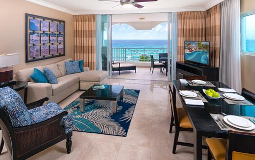 O2-Concierge-Collection-One-Bedroom-Oceanfront-Suite
